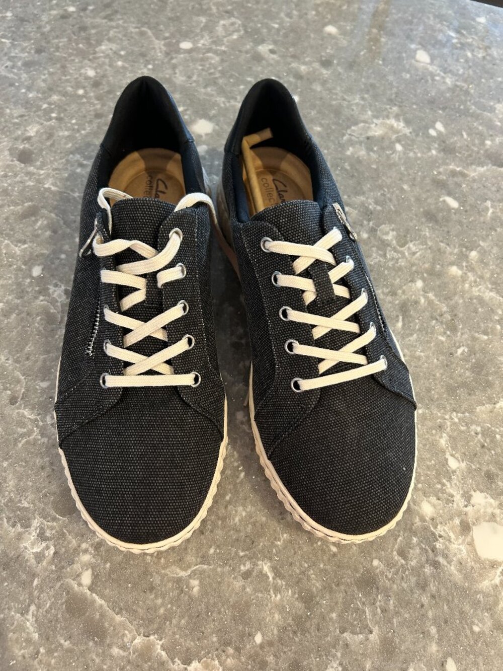 Clarks Carolina Sneaker Echo